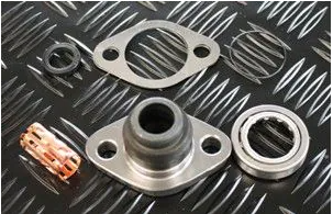 Swivel Pin - Upper - Front Axle - ABS | Defender 1999 - 2016 TAR100050