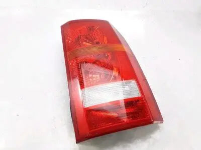 Tail lamp assembly for the Land Rover Discovery 3 (LR3), compatible with models from 2005 to  XFB000563 2009.